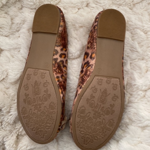 NIB animal print flats with bow 8 - Picture 4 of 5